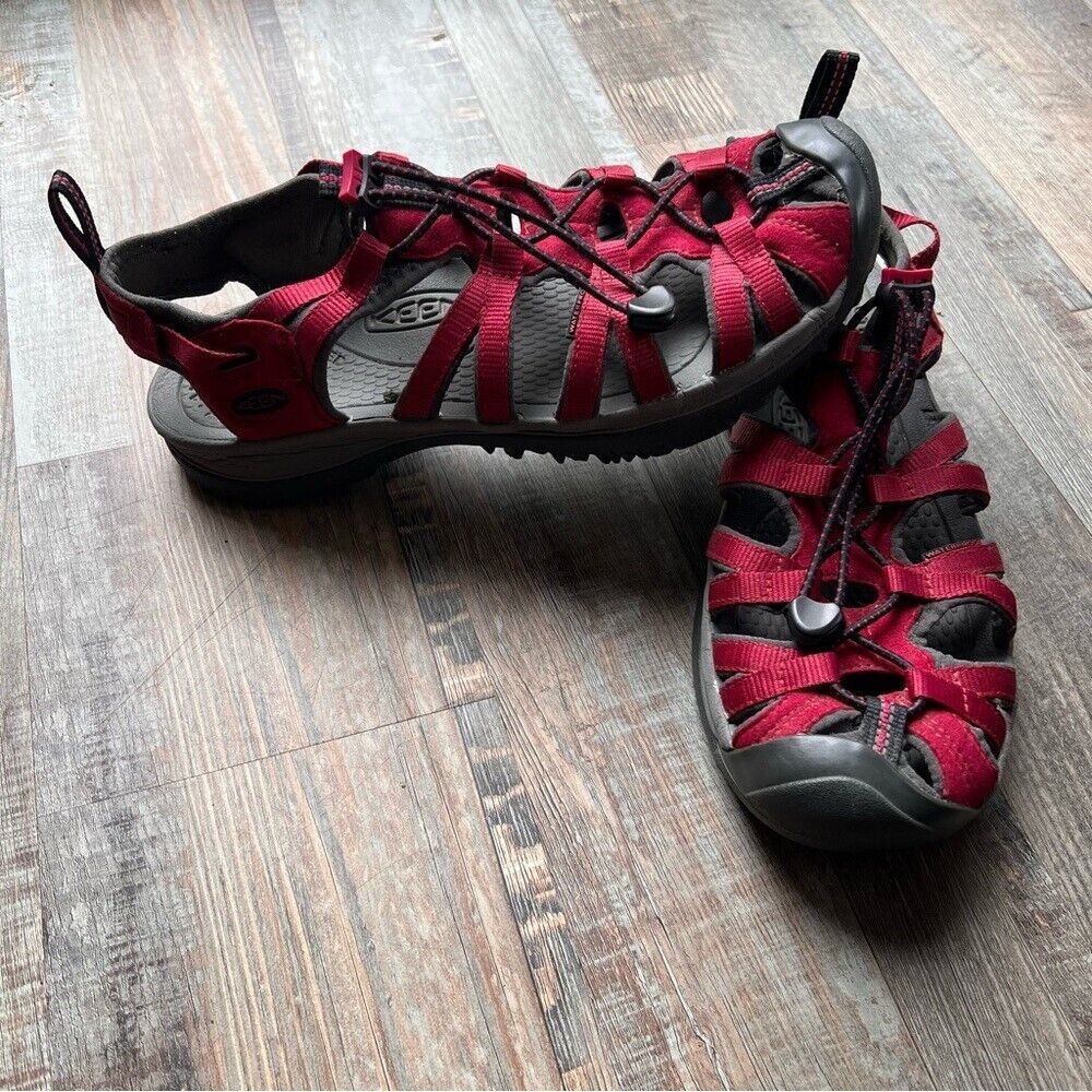 Keen sandals ladies 9.5 Red EUC